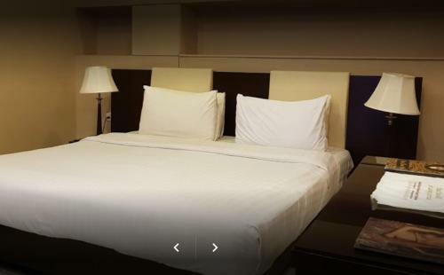 Grand Regent Hotel And Suites