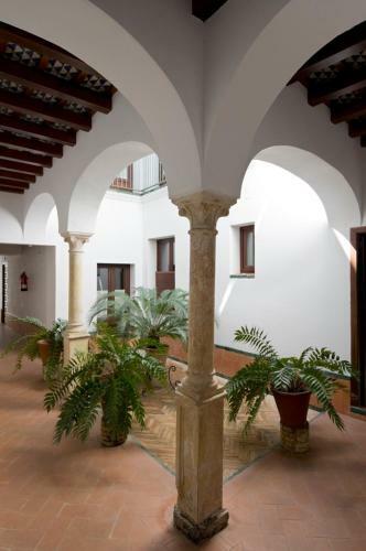 Apartamentos La Hoguera