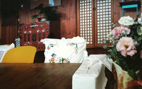 Hostal Atelier Hanok Guesthouse
