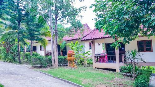 Hostal Aiyara House