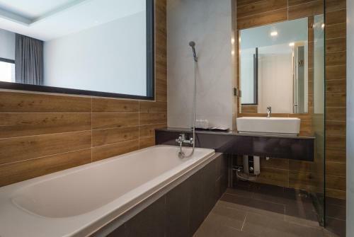 Hotel Cher?mantra? Aonang? Resort & Pool? Suite