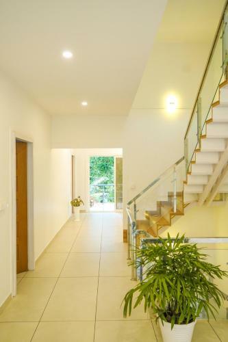 Hotel Oceana Hills Residency