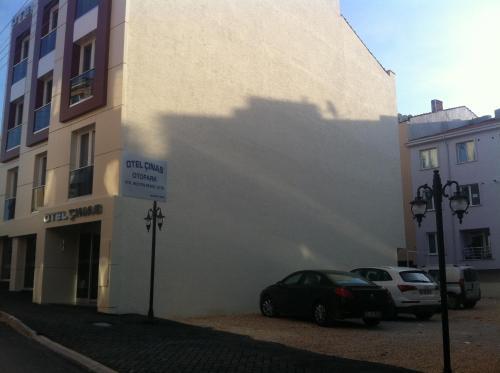 Cinas Hotel