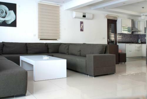 Bamont Villas