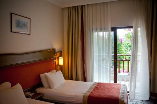 Hotel Club Boran Mare Beach