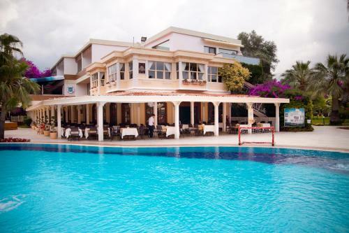 Hotel Club Boran Mare Beach