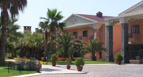 Hotel Club Boran Mare Beach