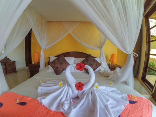 Ocean Beachfront Villa Dini