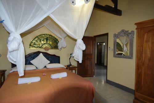 Villa Ganesha, Banjar Beach, Lovina
