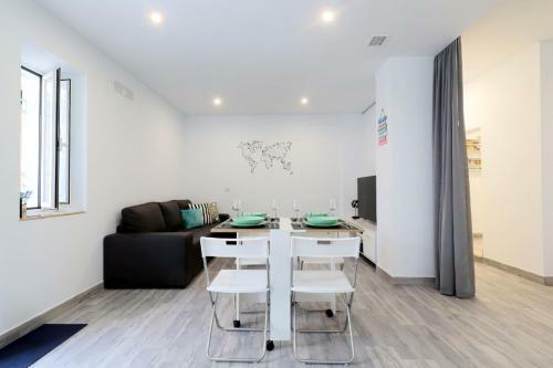 Apartamento Acogedor Loft En Bajo Centrico Con Parking Wifi