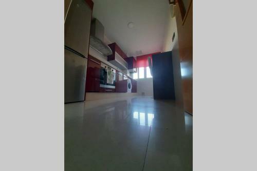 Apartamento Piso C�ntrico Con Piscina,parking Y Jacuzzi