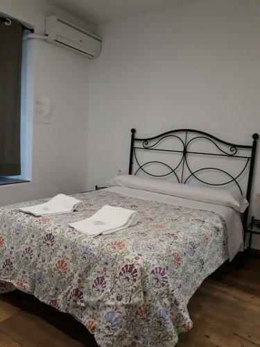 Hostal Pension Cibeles 12