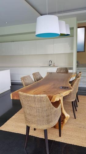Villa Bukit Dago Palace 22
