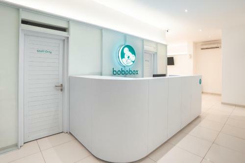 Hotel Bobobox Pods Alun Alun
