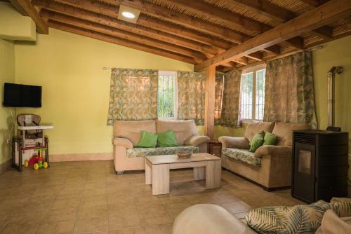 Agroturismo Casa Rural "all�n Frente"