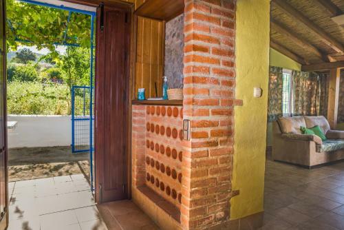 Agroturismo Casa Rural "all�n Frente"