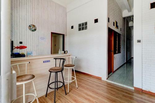 Hotel Oyo 90712 Wisma Acidalia