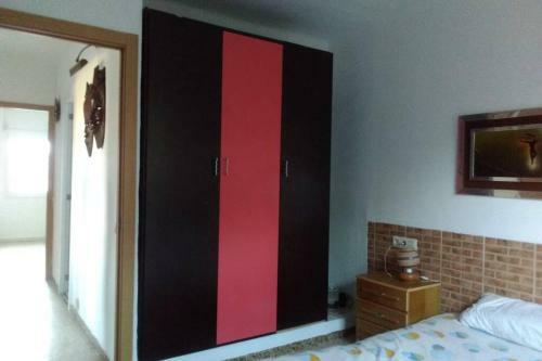 Casa Con Jard�n Y Barbacoa En Cunit