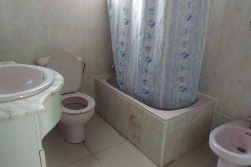 Casa Con Jard�n Y Barbacoa En Cunit