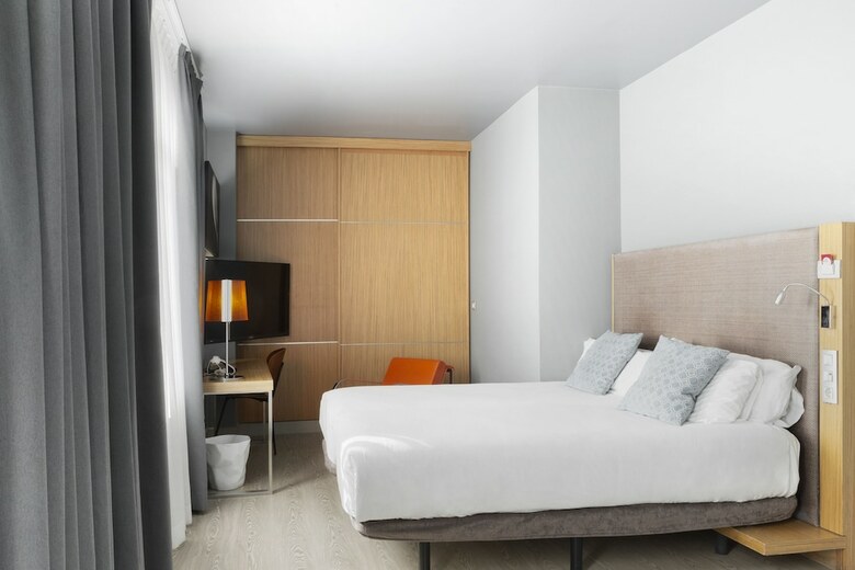 Hotel Petit Palace Alcal� Torre