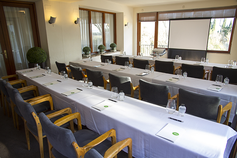 Hotel Empord�