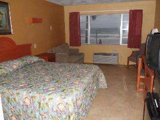 Hotel Driftwood Beach Inn