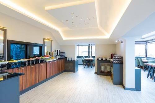 Albergue Azra Residence