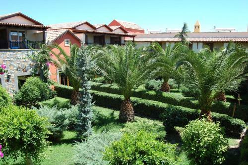 Hotel Tiana Beach Resort
