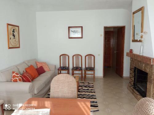Casa Alameda Con Jard�n