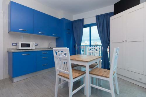 Hostal Riva Guest House Los Abrigos