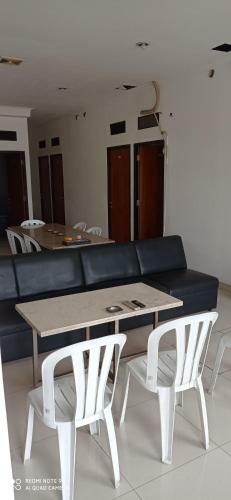 Hostal Guest House Pasundan