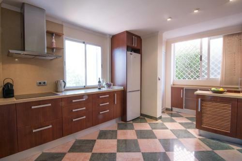 Tuguest Villas Blancas