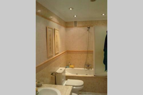 Sunny Apartment Ferrob�s