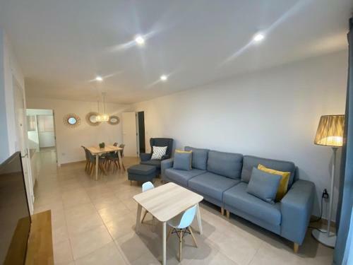Apartamento Acceso Directo A La Playa Y A La Piscina!!!!!
