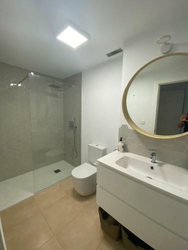 Apartamento Acceso Directo A La Playa Y A La Piscina!!!!!