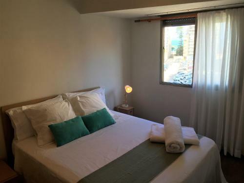 Renovated Apartment Steps Away From The Beach
