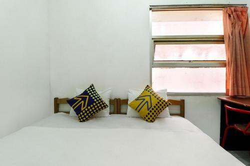 Hotel Spot On 90894 Icarus Home Syariah