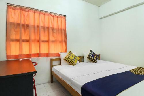Hotel Spot On 90894 Icarus Home Syariah