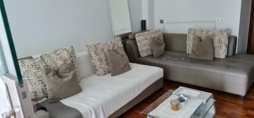11th Floor Dago Suites Apartment