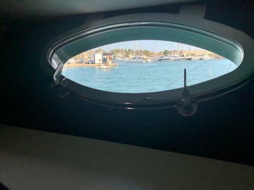 Yacht 18m Sunseeker In Mallorca