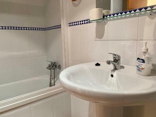 Hostal Sierra De Cadiz