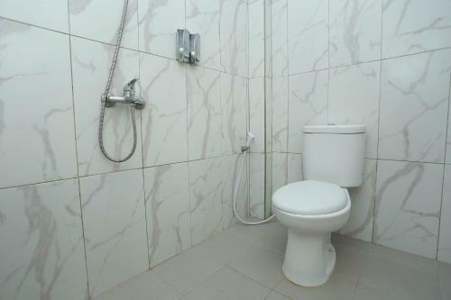 Hotel Oyo 1864 Tiara Guest House