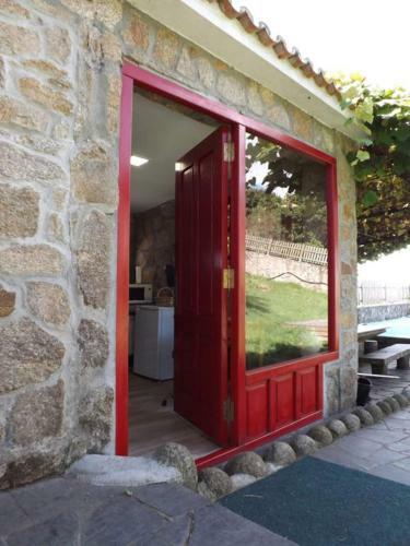 Finca Con Piscina En Doni�os