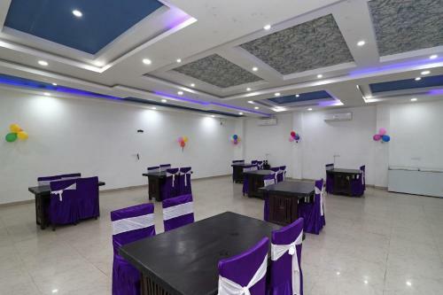 Oyo 16499 Hotel Moti Dungri Palace