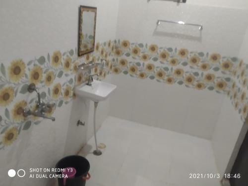 Oyo 83300 Hotel City Palace