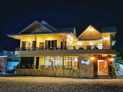 Hostal Beach Stone