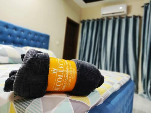 Luxury 2 Bedrooms Lounge Kitchen Apartments Flat E11 Islamabad