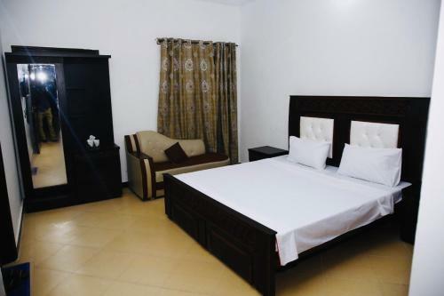 Hostal Lux Lounge Guest House