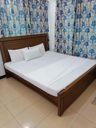 Hostal Lux Lounge Guest House