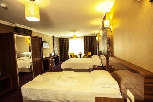 Hotel Grand Ak�al? Otel